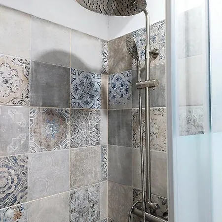 Affittacamere Lisbon's At Campo Pequeno Lisbona