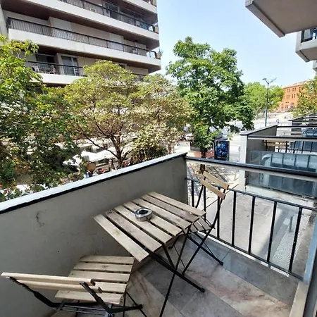 Affittacamere Lisbon's At Campo Pequeno Lisbona