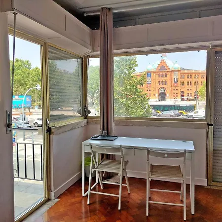 Affittacamere Lisbon's At Campo Pequeno Lisbona