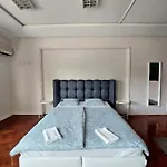 Lisbon's At Campo Pequeno Guest house