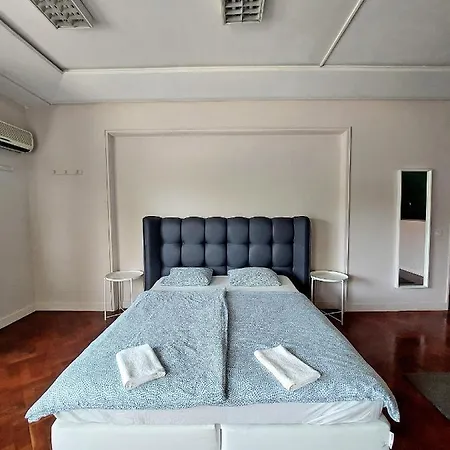 Lisbon's At Campo Pequeno Gasthuis